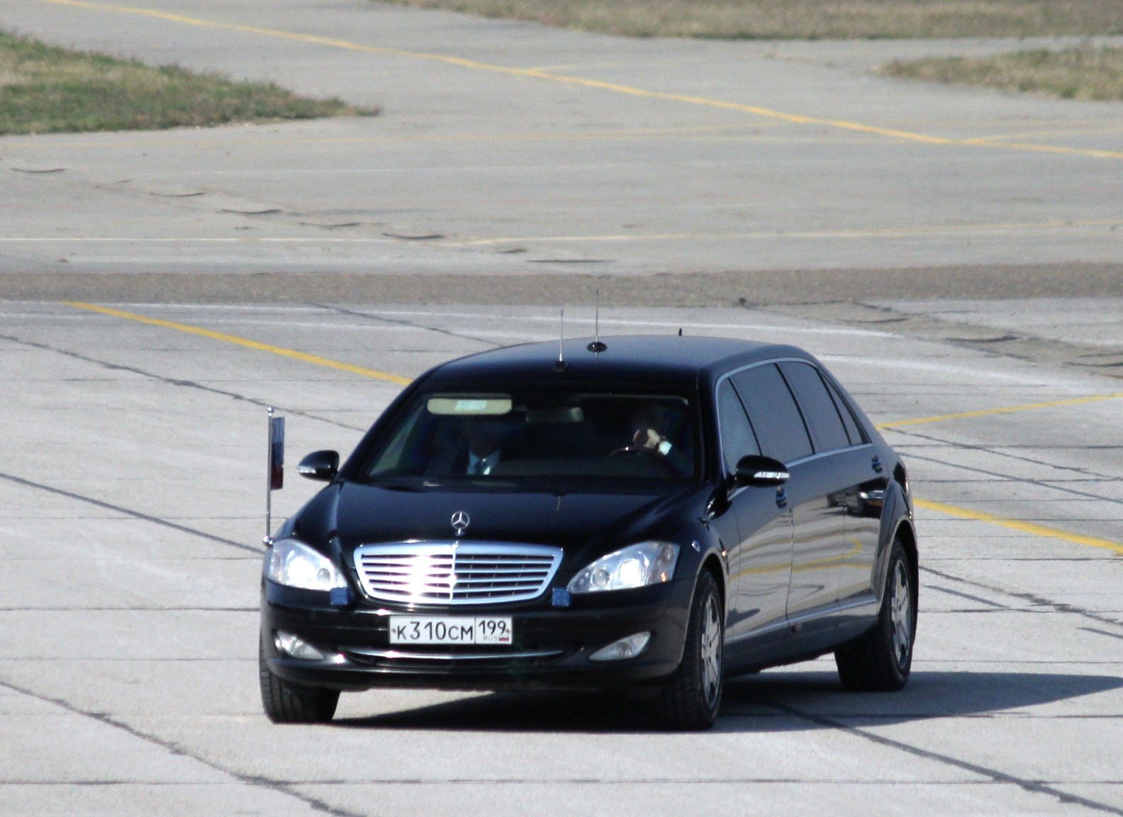 Mercedes-Benz S600 Pullman: буквы К и СМ, код 199